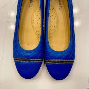 Vaneli royal blue leather flats